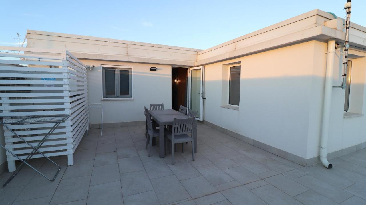 Le Case Di Esse Trani Exterior foto